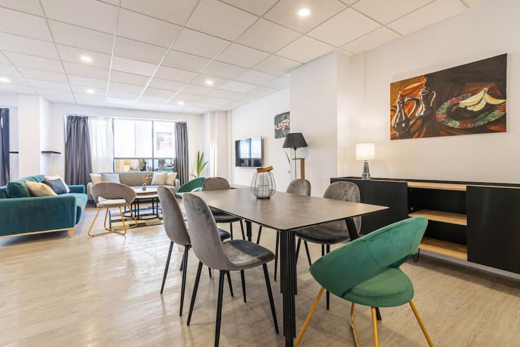 Maricool Minimal Spacious Downtown Loft Iraklio Eksteriør billede