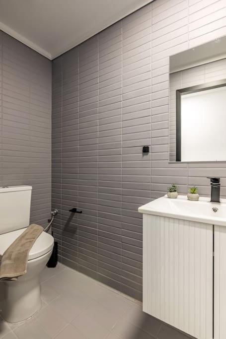 Maricool Minimal Spacious Downtown Loft Iraklio Eksteriør billede