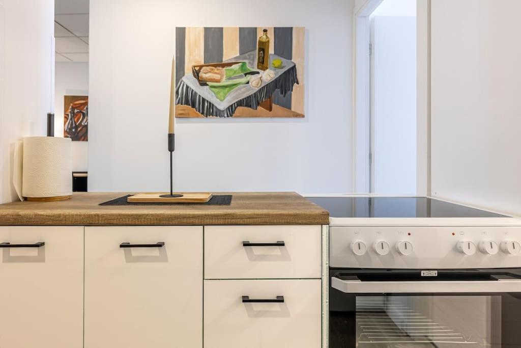 Maricool Minimal Spacious Downtown Loft Iraklio Eksteriør billede
