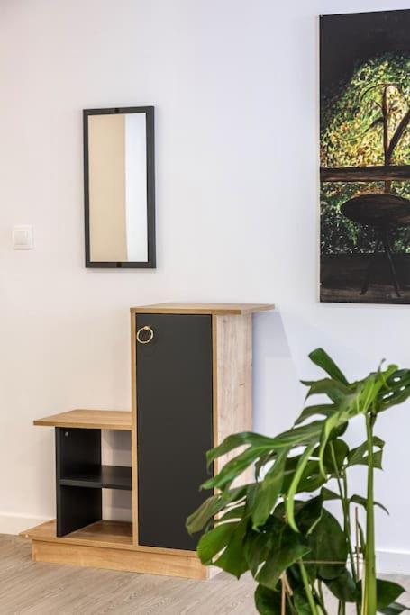 Maricool Minimal Spacious Downtown Loft Iraklio Eksteriør billede